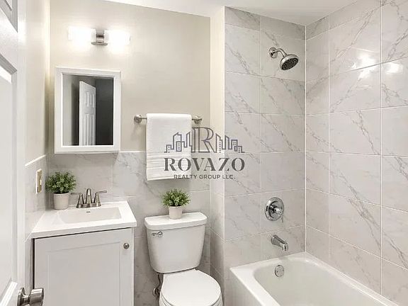 5th image of 76 Ridge St #3C