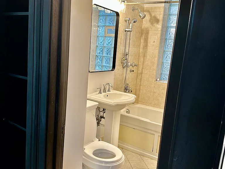 4913 N Marmora Ave #1 — Photo 8