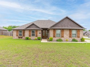 1006 Snow Goose Way, Barling, AR 72923