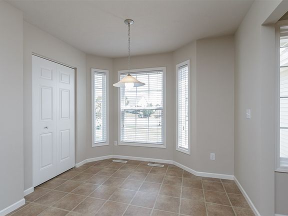 4th image of 505 Cloudmont Dr