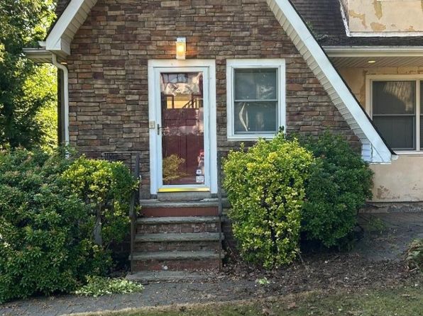 5 Sewanois Ave