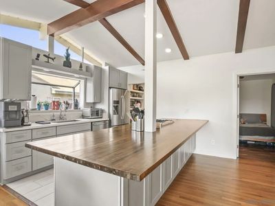 6702 Estrella Ave, San Diego, CA, 92120
