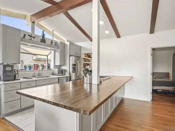 6702 Estrella Ave, San Diego, CA 92120