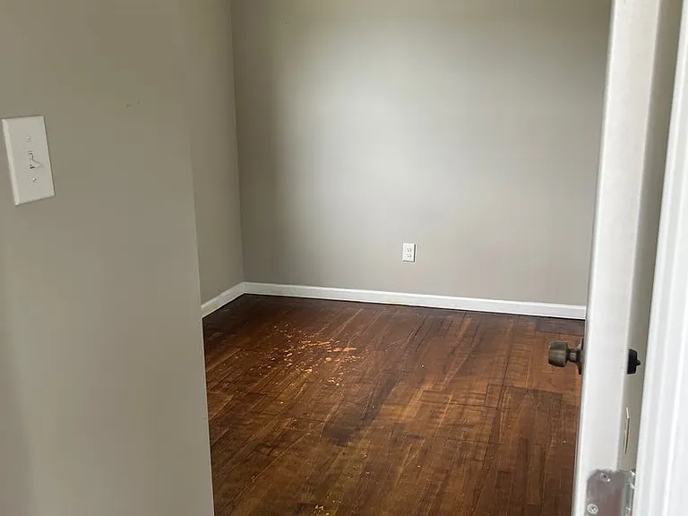 1001 S Marys Dr #1 — Photo 2