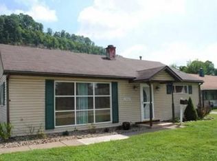 1505 Karin St, Ironton, OH 45638