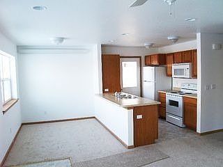 2nd image of 1320 Pinecrest St