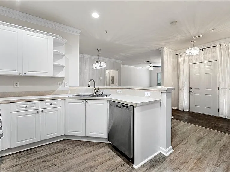 2400 Cumberland Pkwy SE #411 — Photo 8