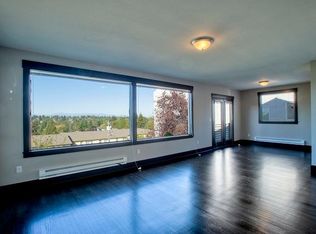 9532 Greenwood Ave N, Seattle, WA 98103