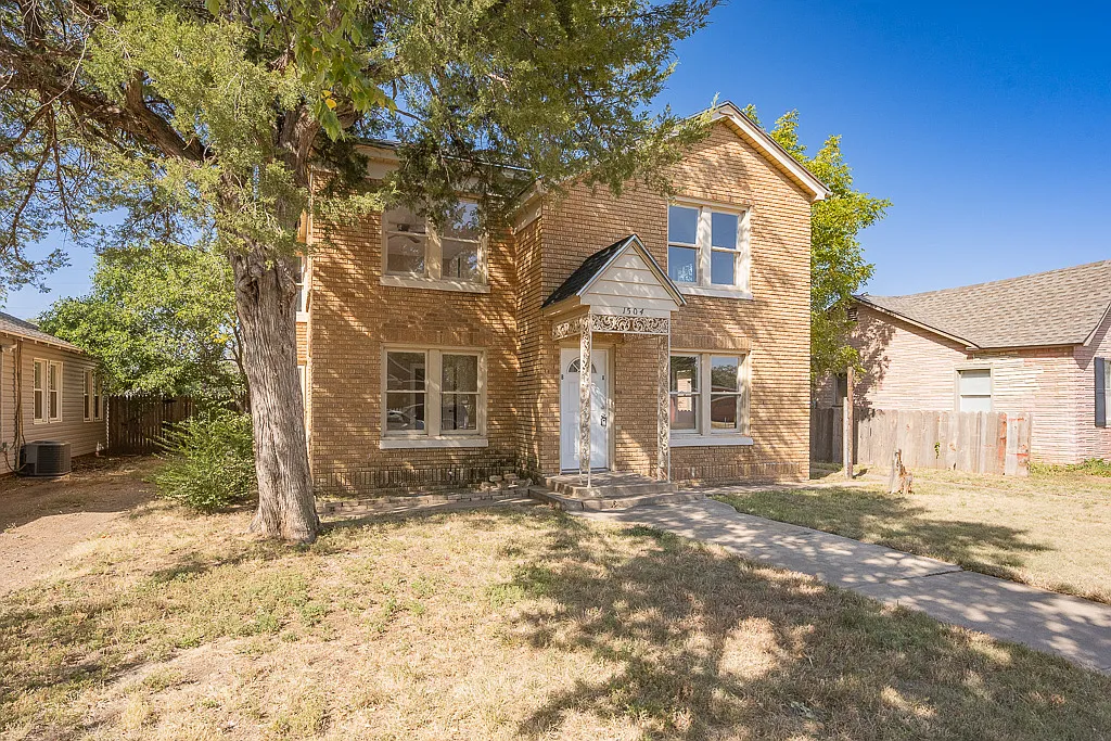 3 bed, 1234 sqft, $1,150 — Photo 3