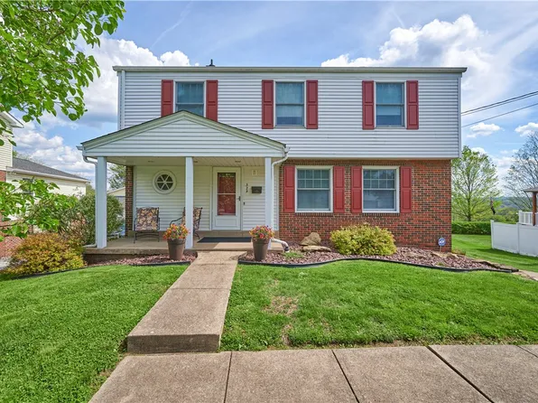 329 McWilliams Dr, Natrona Heights, PA 15065