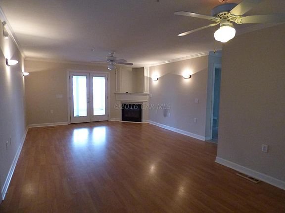 4th image of 9721 Village Ln #9711B