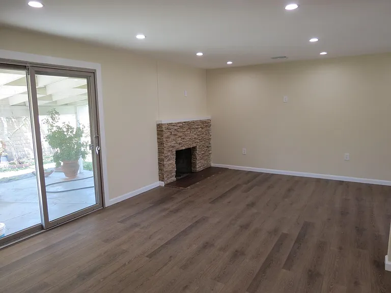 1815 Morrison St — Photo 7