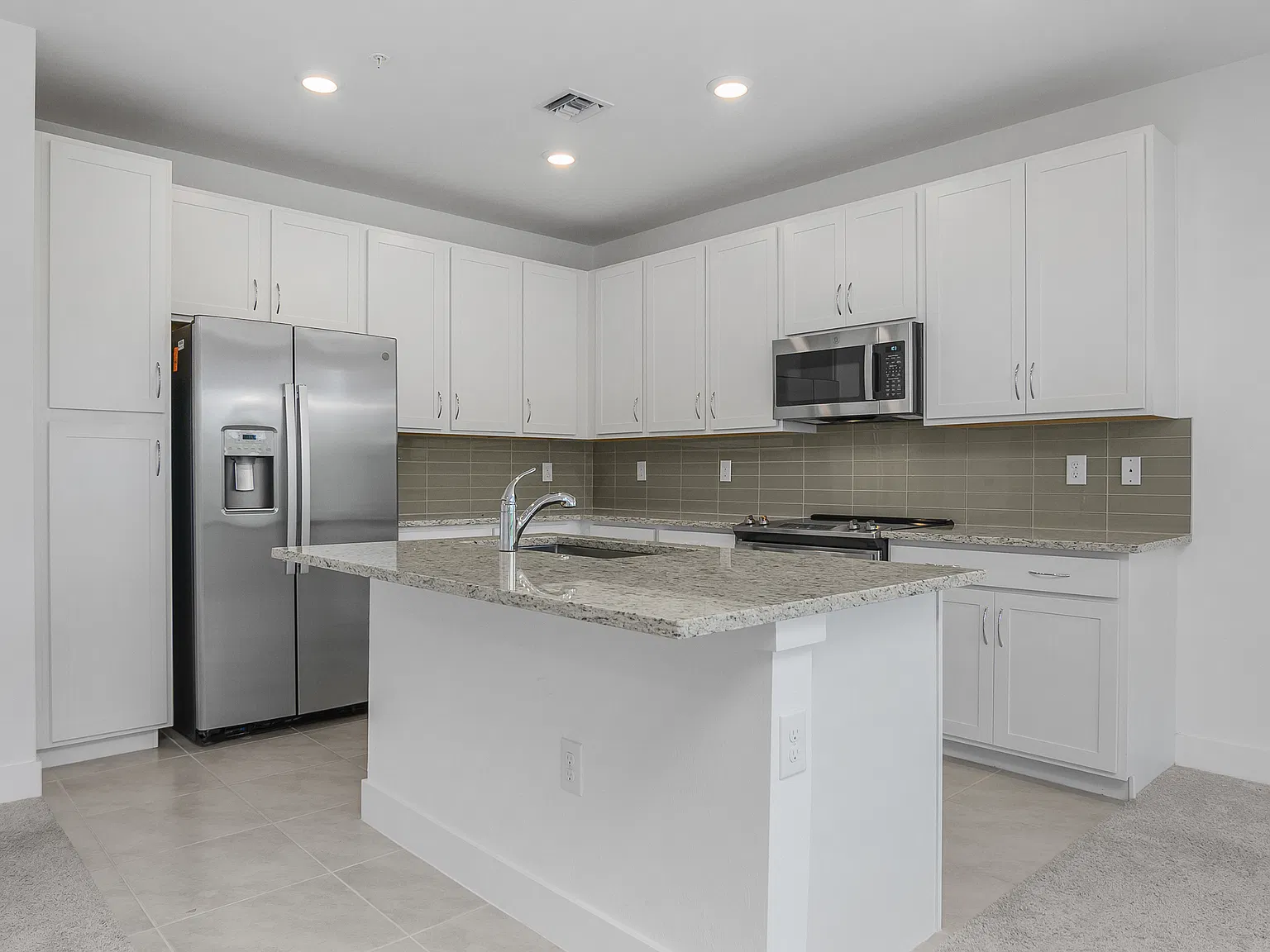 26410 Coco Cay Cir — Photo 3