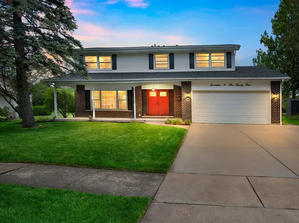 17W524 Portsmouth Dr, Darien, IL 60561