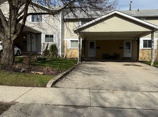 255 Northlake Dr #6, Waterloo, ON N2V 1Z2