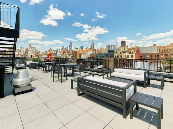 533 East 12th Street image 10 of 13