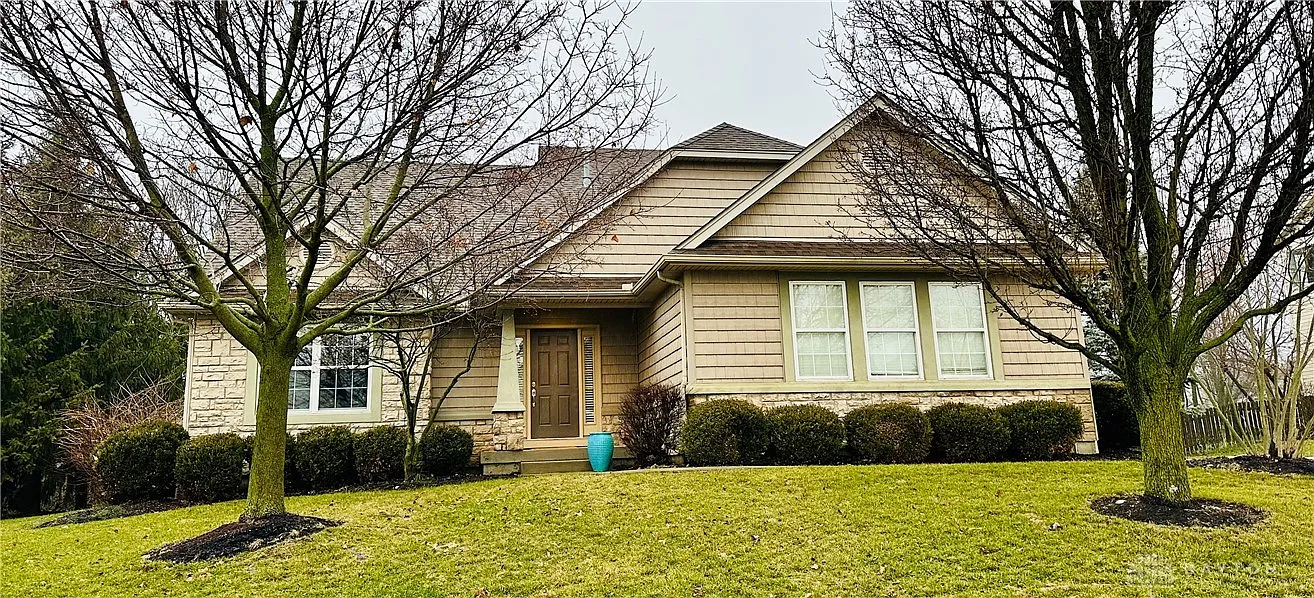 112 Hillcrest Dr photo 1