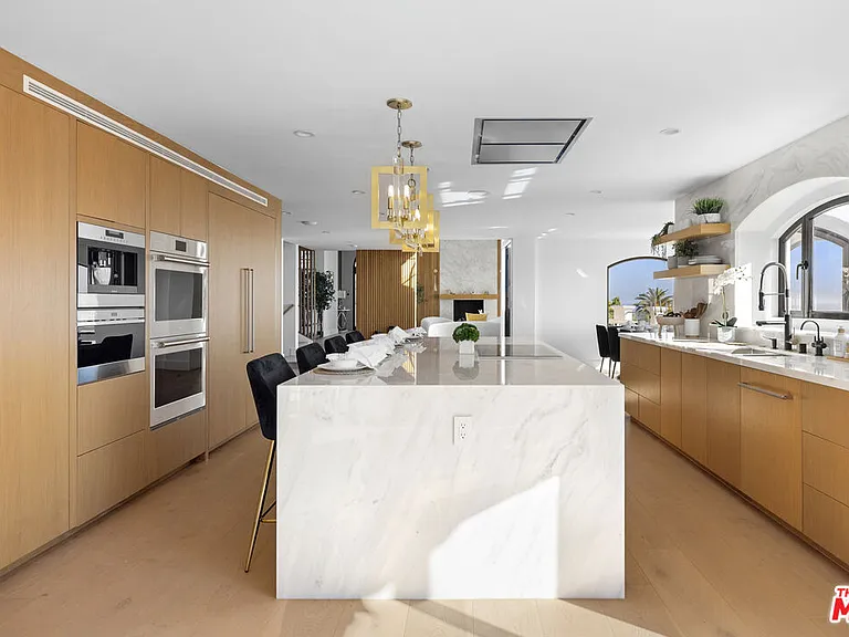 3909 Villa Costera — Photo 21