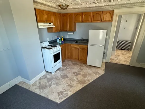 141 Union Ave APT 1, Laconia, NH 03246