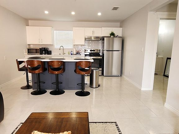 3rd image of 118 Grass Valley Rd #304