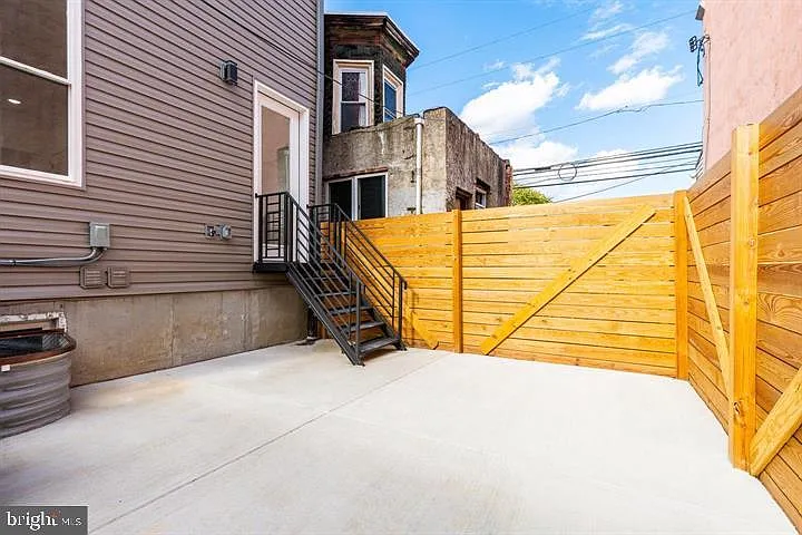 737 N 42nd St — Photo 21