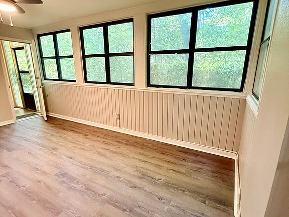 2nd image of 82 La Rue Pl NW
