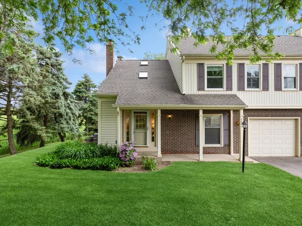 2684 College Hill Cir, Schaumburg, IL 60173