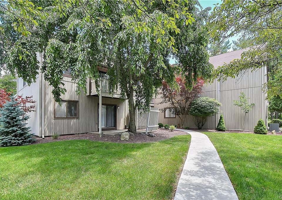1st image of 138 Sycamore Dr