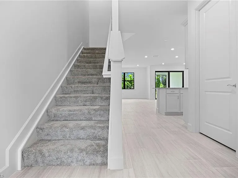 4246 Sonoma Oaks Cir — Photo 14