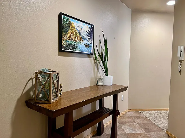 432 NE Ravenna Blvd #204 — Photo 2