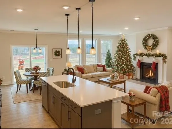 260 Miramar Dr, York, SC 29745