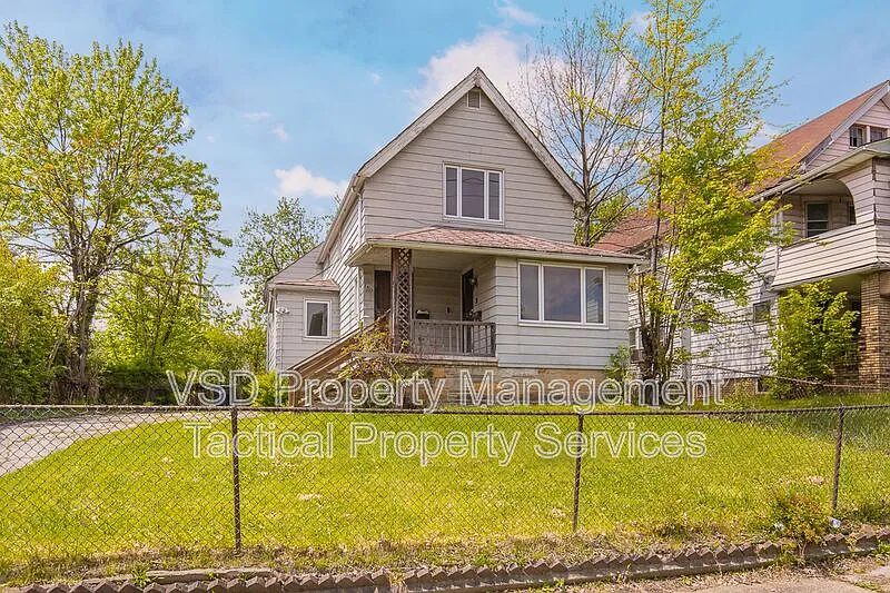 1 bed, 1.0 bath, 605 sqft, $795 — Photo 1
