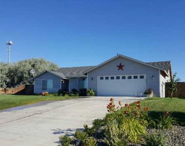 1st image of 1001 Ellen Ln
