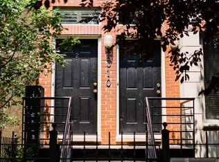 1310 W Grenshaw St, Chicago, IL 60607