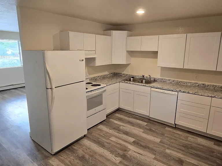 3289 1/2 Lombardy Ln #C — Photo 7