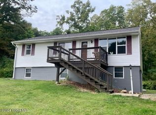 36 Hudson Ridge Rd, New Baltimore, NY 12124