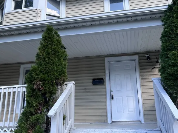 25 Agate Pl, Akron, OH 44305