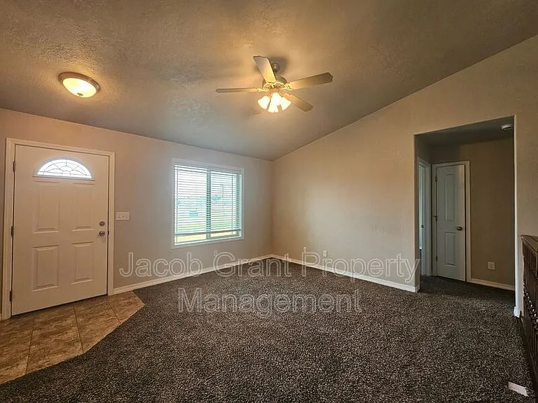 3030 Golden Rod Dr — Photo 2