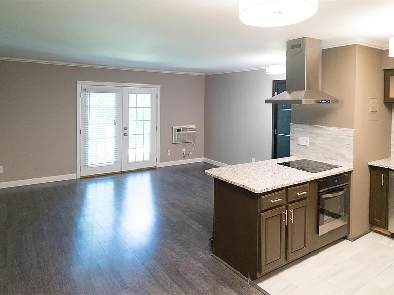 5937 Shaw St — Photo 7