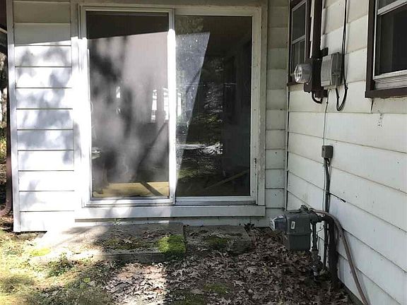 4th image of 5263 E 28th St