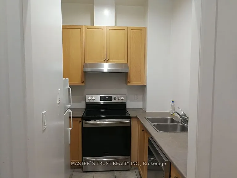 8 Wellesley St E #1001 — Photo 7