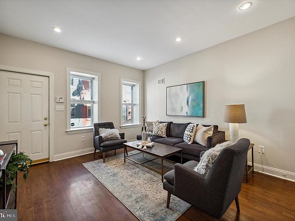 5th image of 1160 Dorrance St