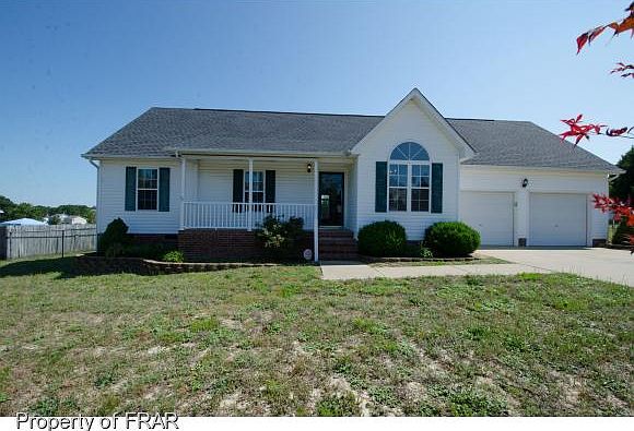 1st image of 208 Peachtree Ln