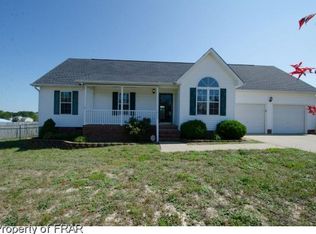 208 Peachtree Ln, Sanford, NC 27332