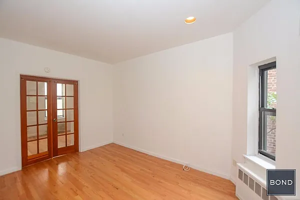 Rented by Bond New York | media 10