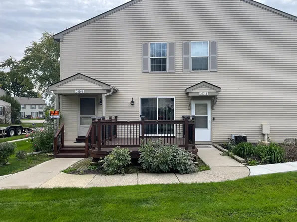 33746 Bayview Dr, Chesterfield, MI 48047