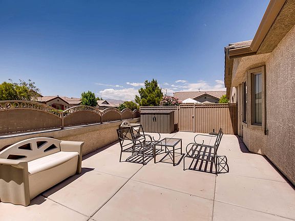 Private Courtyard