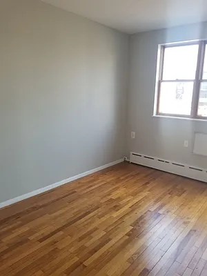 Rented by MNS | media 18