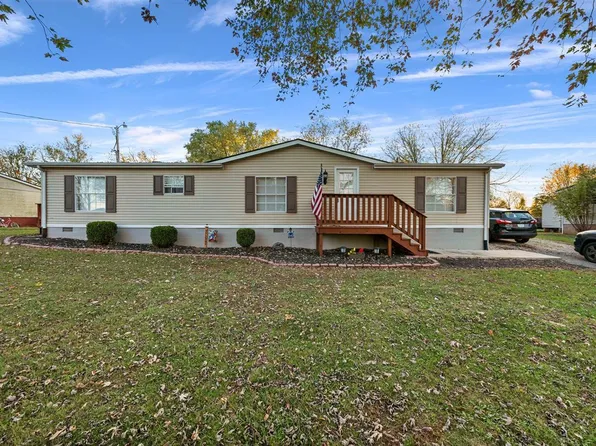 145 Waltrip Ave, Bowling Green, KY 42101