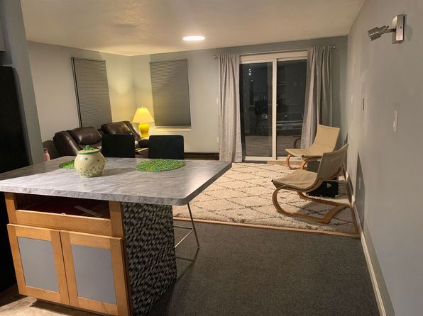 8 Plaza Village Rd #8B